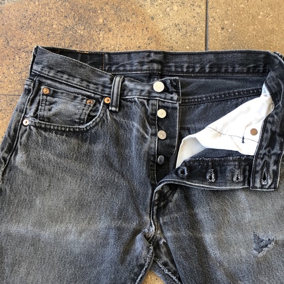 Vintage Levi’s 501 jeans - Picture 6 of 13